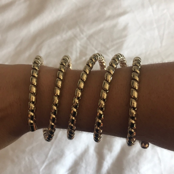 Gold Spring Bracelet - Picture 3 of 3